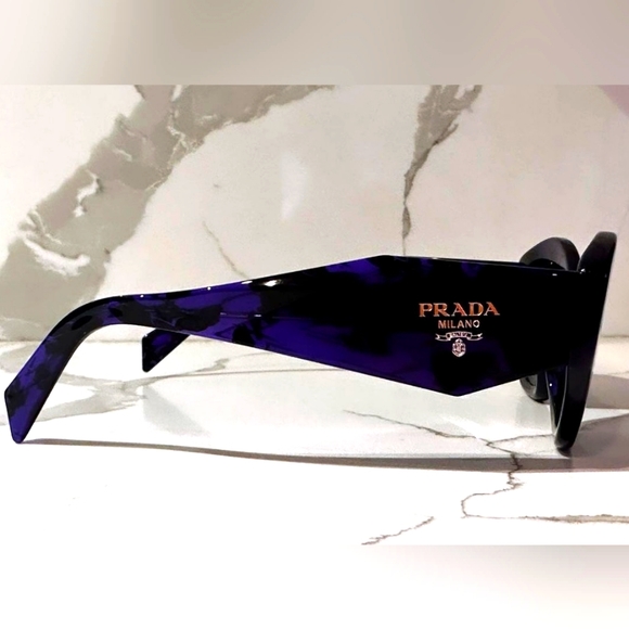 Holiday Sale!!!! Women's prada sunglasses - Picture 2 of 3